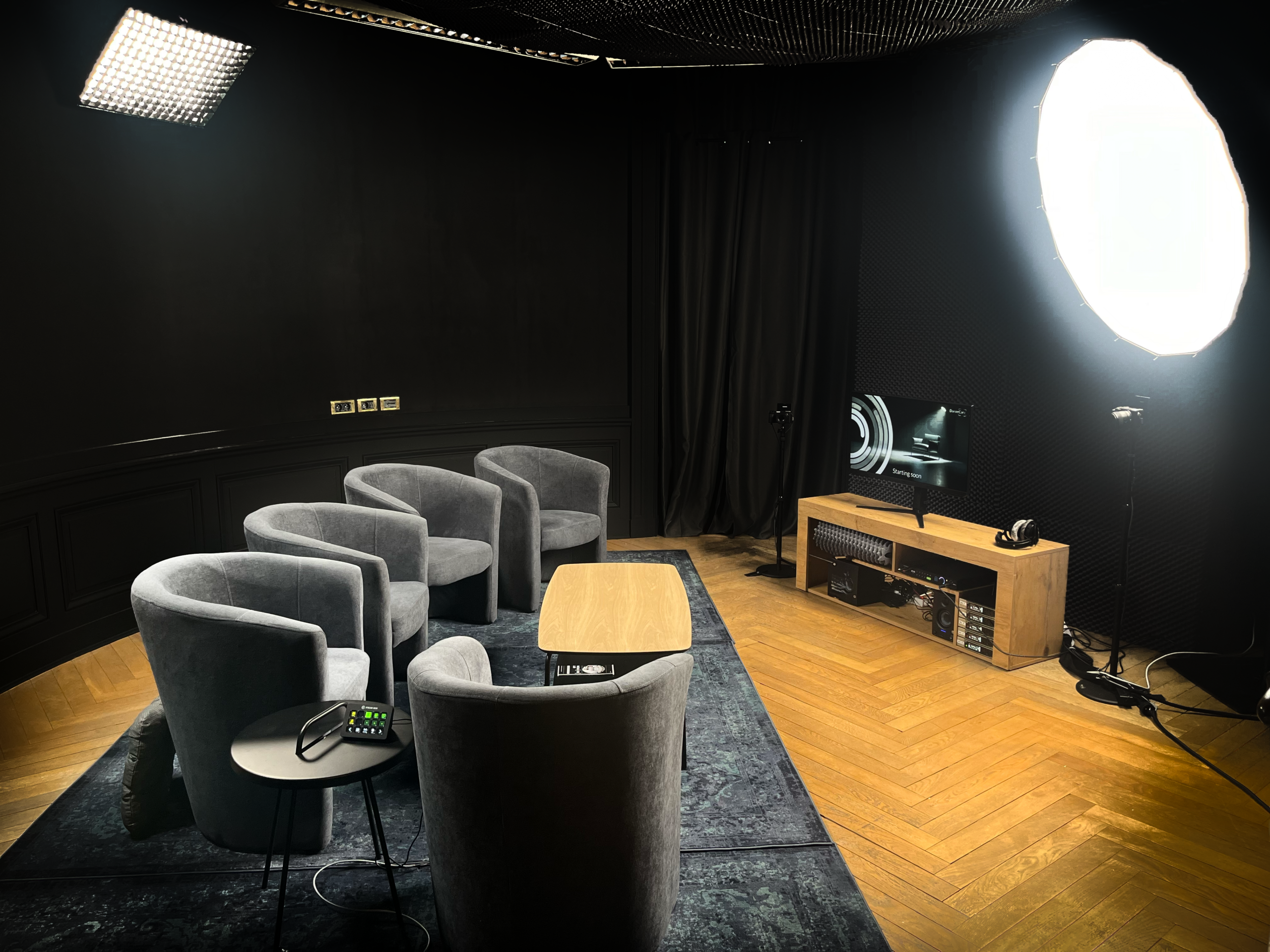 Studio MédiaCare Lab équipé pour les tournages