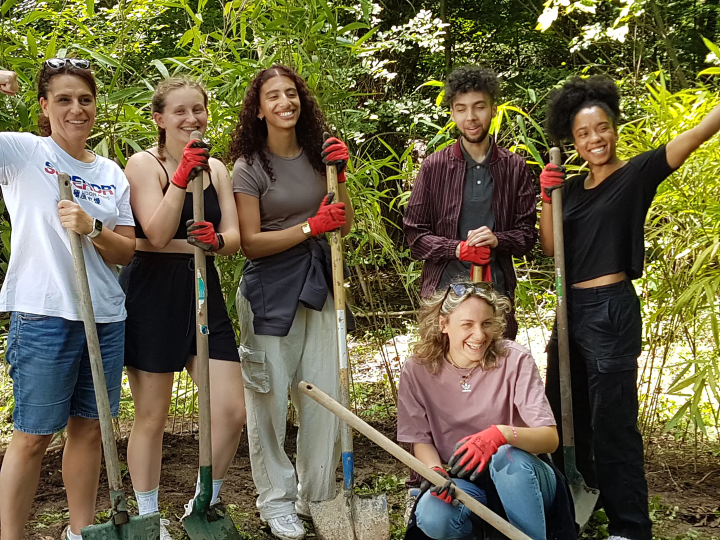 Atelier collectif dans un jardin de santé accompagné par DanaeCare